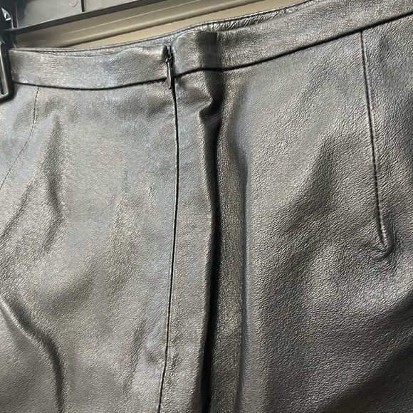 CUPCAKES AND CASHMERE | 100% Leather Skirt - Picture 9 of 16
